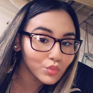 Meet your Posher, Bella